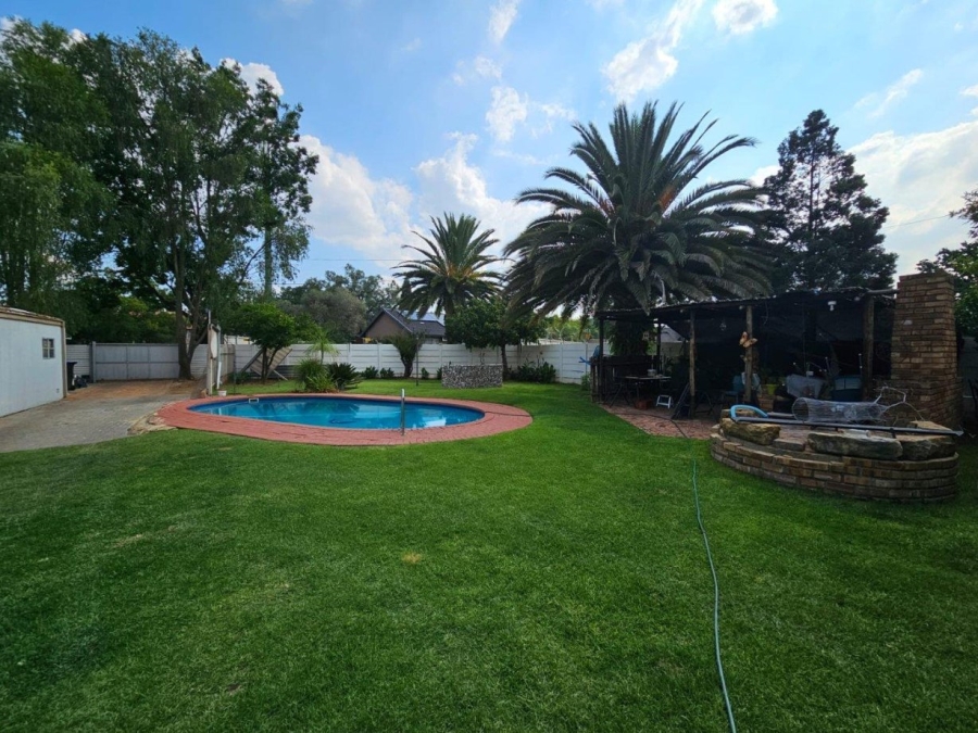 4 Bedroom Property for Sale in Vaalpark Free State